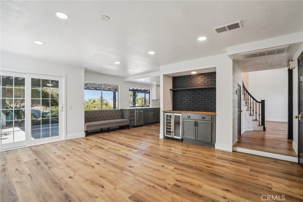 10691 Orchard View Lane Riverside, CA 92503 - Photo 10 of 46