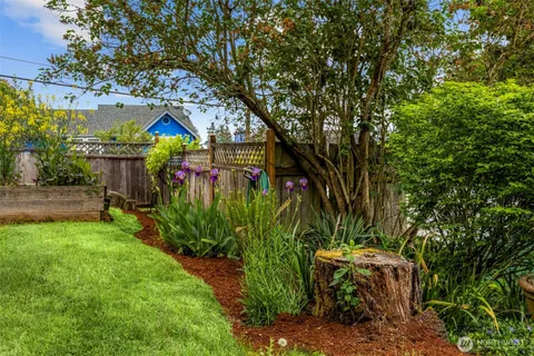 $1,089,995 | 4903 50th Avenue South, Seattle, WA 98118