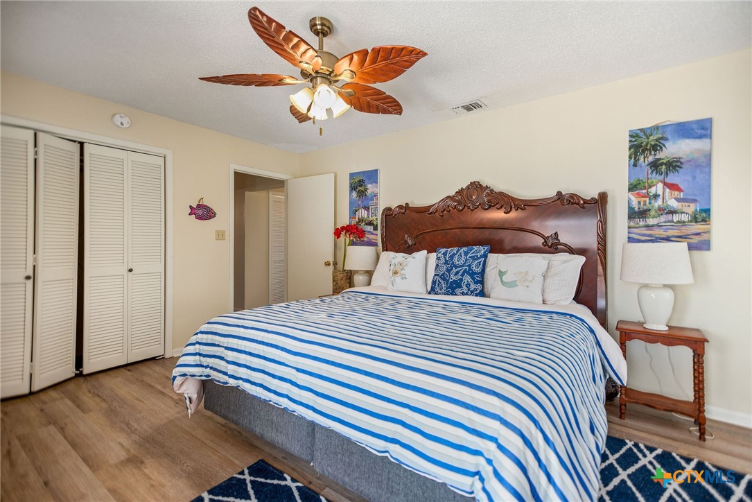 115 West Adams Street Port O'Connor, TX 77982 - Photo 16 of 35