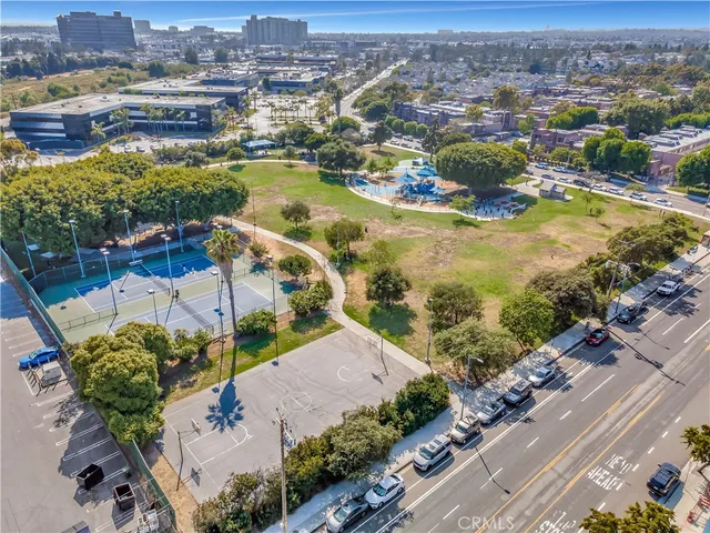 $1,799,999 | 12961 Panama Street, Los Angeles, CA 90066