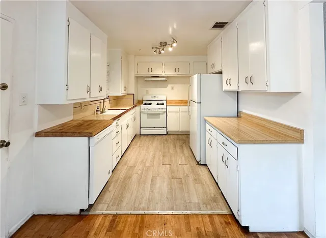 $1,799,999 | 12961 Panama Street, Los Angeles, CA 90066