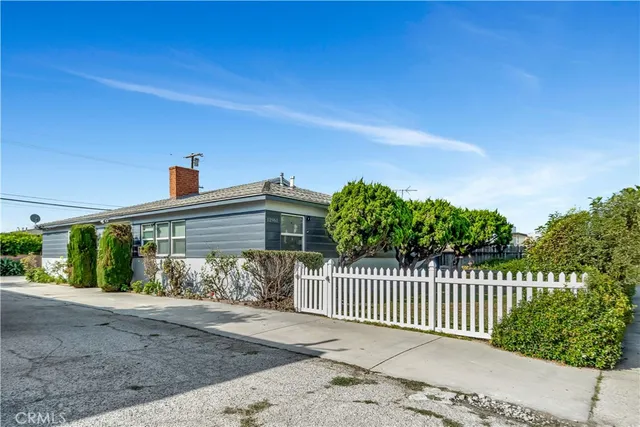 $1,799,999 | 12961 Panama Street, Los Angeles, CA 90066