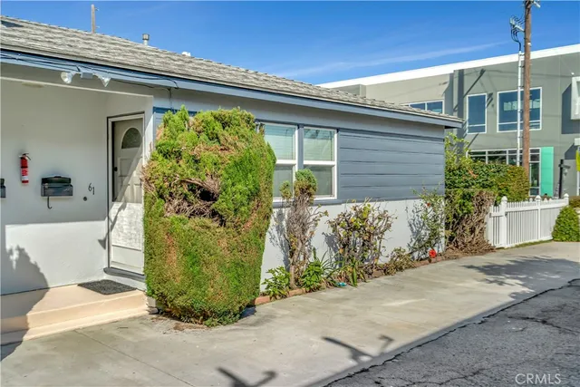 $1,799,999 | 12961 Panama Street, Los Angeles, CA 90066