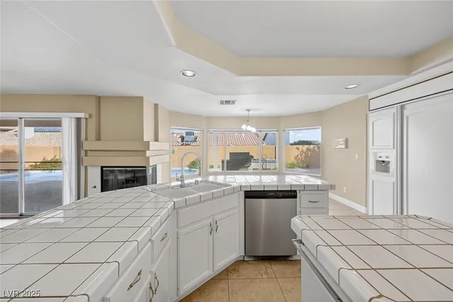 $3,199 | 3708 Dorrington Drive, Las Vegas, NV 89129
