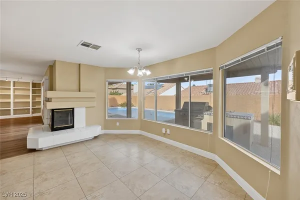 $3,199 | 3708 Dorrington Drive, Las Vegas, NV 89129