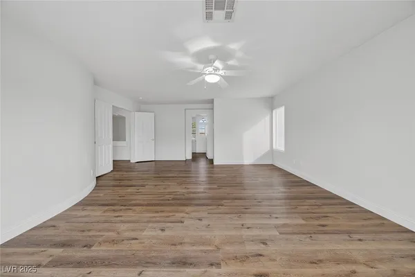 $3,199 | 3708 Dorrington Drive, Las Vegas, NV 89129