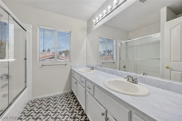 $3,199 | 3708 Dorrington Drive, Las Vegas, NV 89129