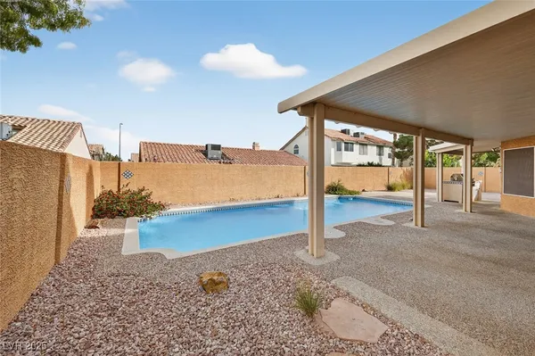 $3,199 | 3708 Dorrington Drive, Las Vegas, NV 89129