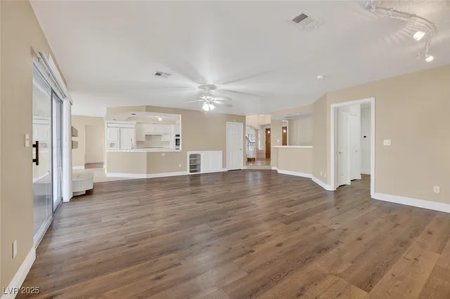 $3,199 | 3708 Dorrington Drive, Las Vegas, NV 89129