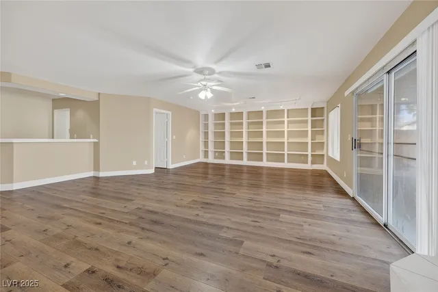 $3,199 | 3708 Dorrington Drive, Las Vegas, NV 89129