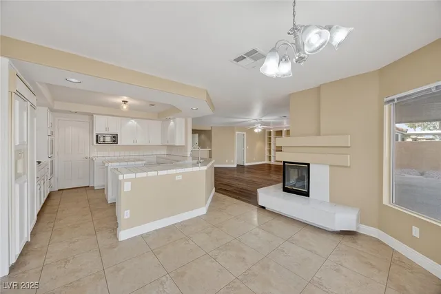 $3,199 | 3708 Dorrington Drive, Las Vegas, NV 89129