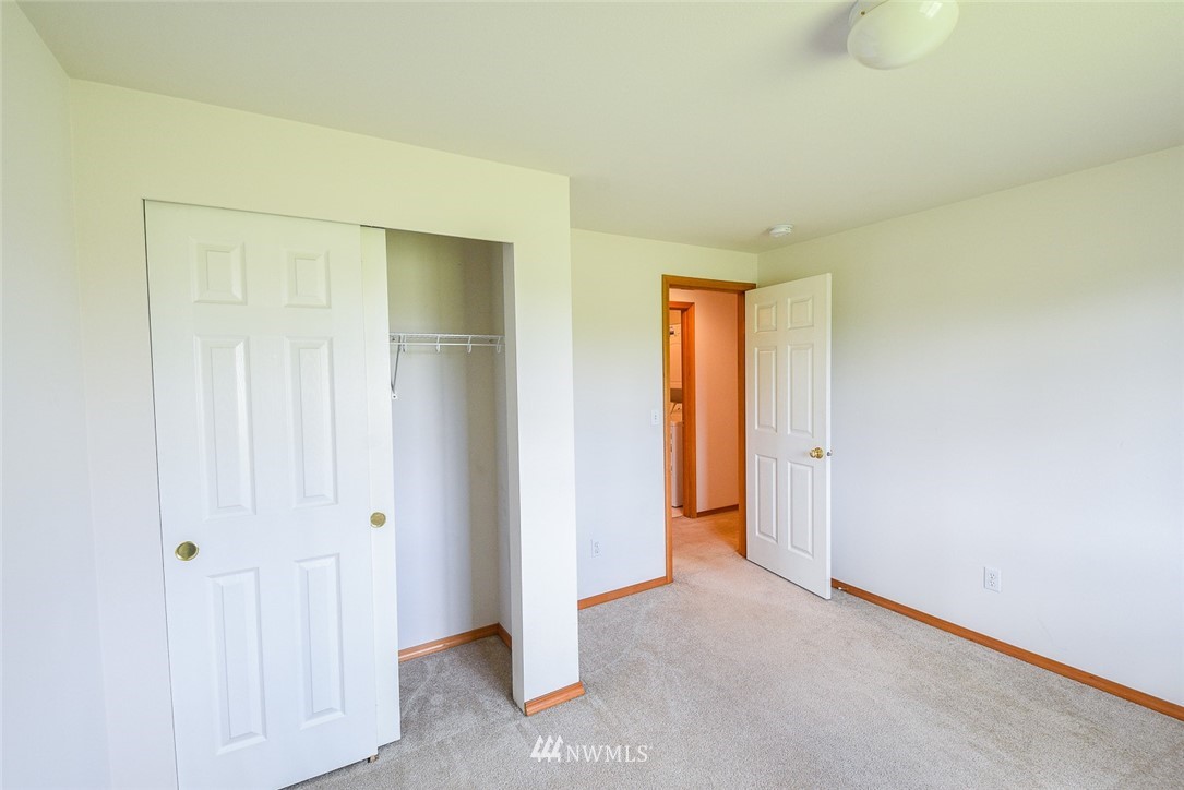 18230 Leitner Road Southwest Rochester, WA 98579 - Photo 14 of 27