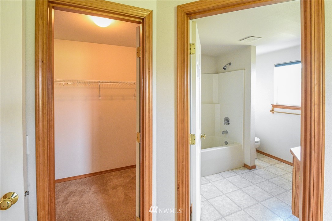 18230 Leitner Road Southwest Rochester, WA 98579 - Photo 20 of 27