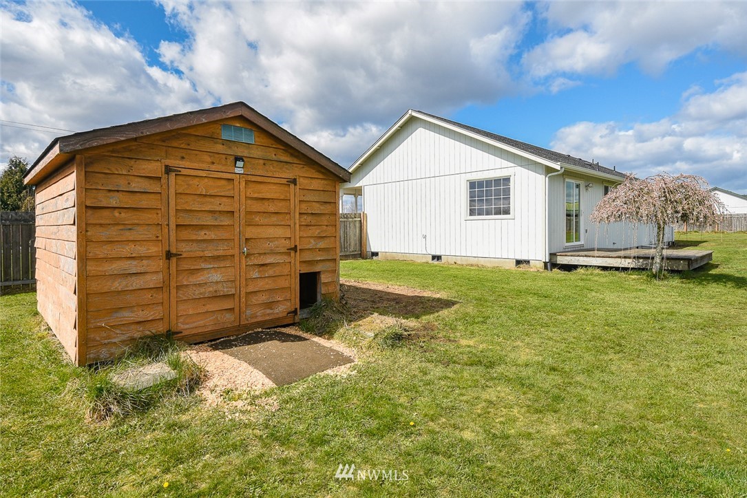 18230 Leitner Road Southwest Rochester, WA 98579 - Photo 26 of 27