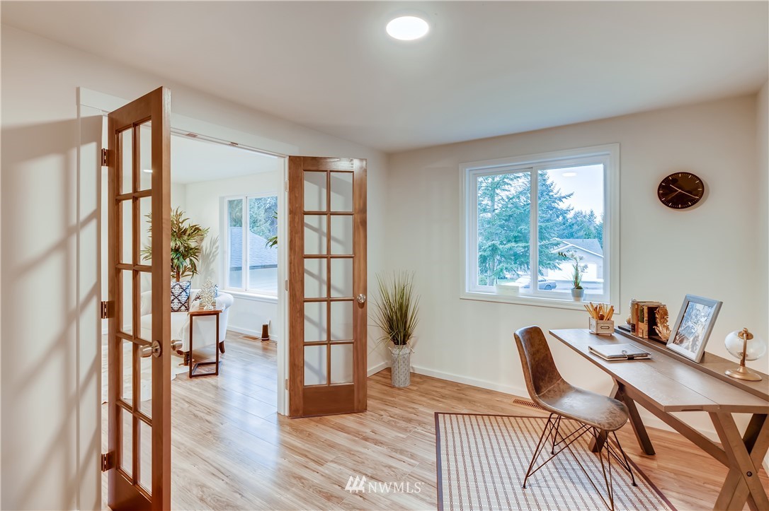 31404 3rd Place South Federal Way, WA 98003 - Photo 14 of 24 a view of a workspace with furniture and a window