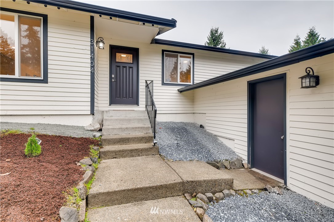 31404 3rd Place South Federal Way, WA 98003 - Photo 3 of 24 a view of entrance of the house