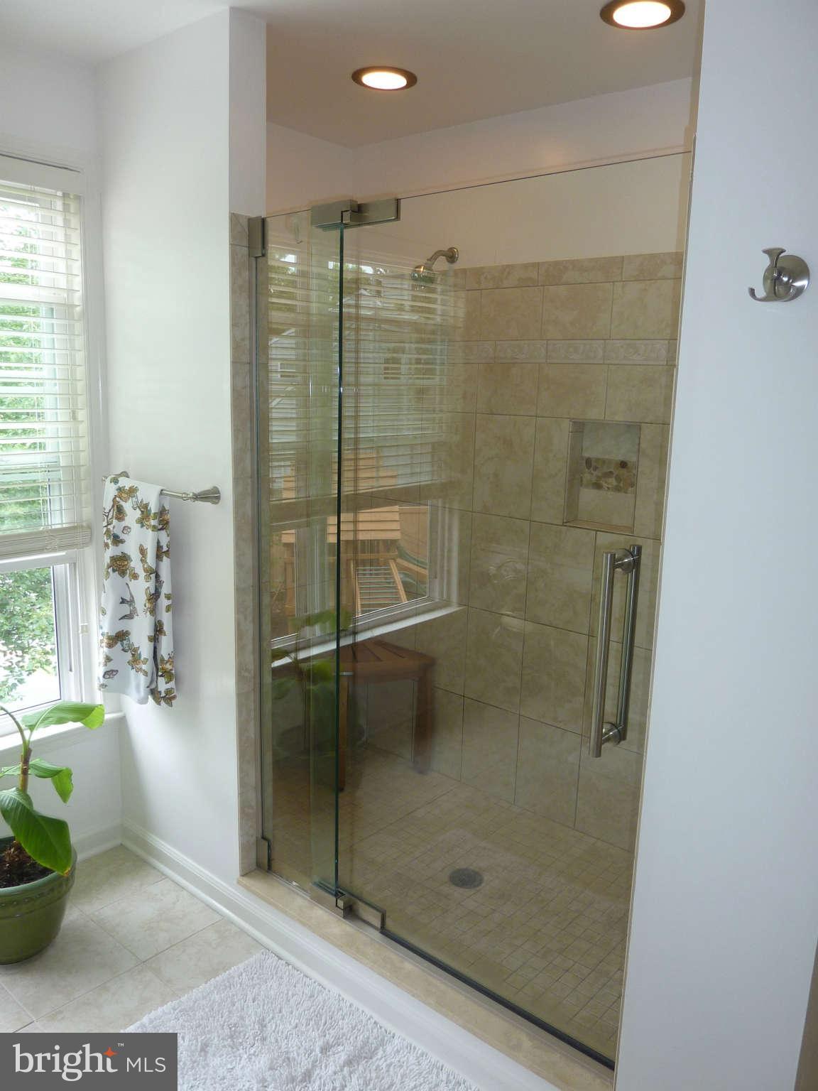 10511 Pot Spring Road Cockeysville, MD 21030 - Photo 20 of 29 Bath (Master)