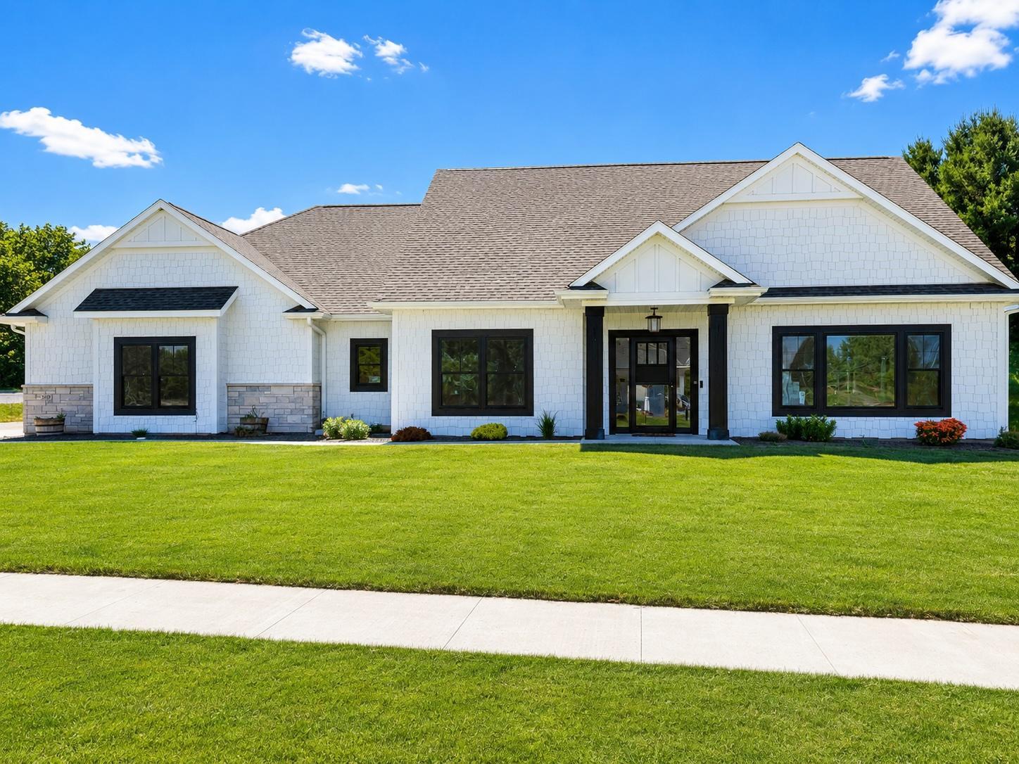 2009 Oscar Drive Northeast Rochester, MN 55906 - Photo 1 of 15