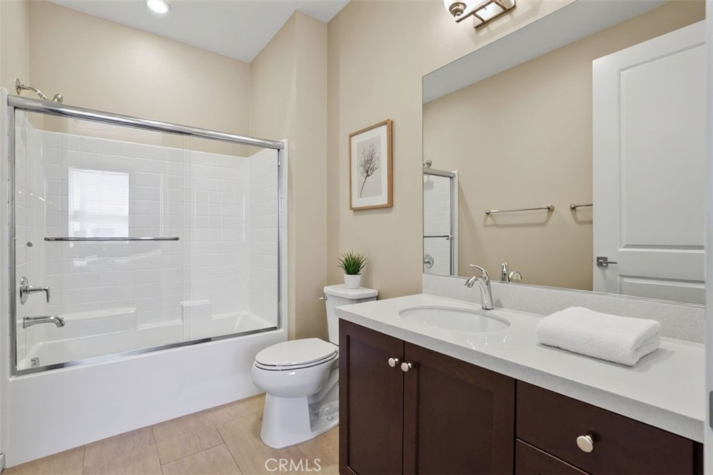 65 Listo Street Rancho Mission Viejo, CA 92694 - Photo 22 of 67 Enjoy a clean, contemporary primary bathroom.