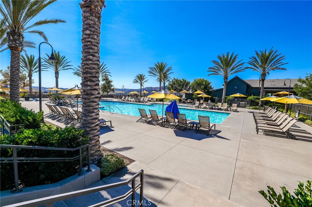 65 Listo Street Rancho Mission Viejo, CA 92694 - Photo 41 of 67 Large pool area