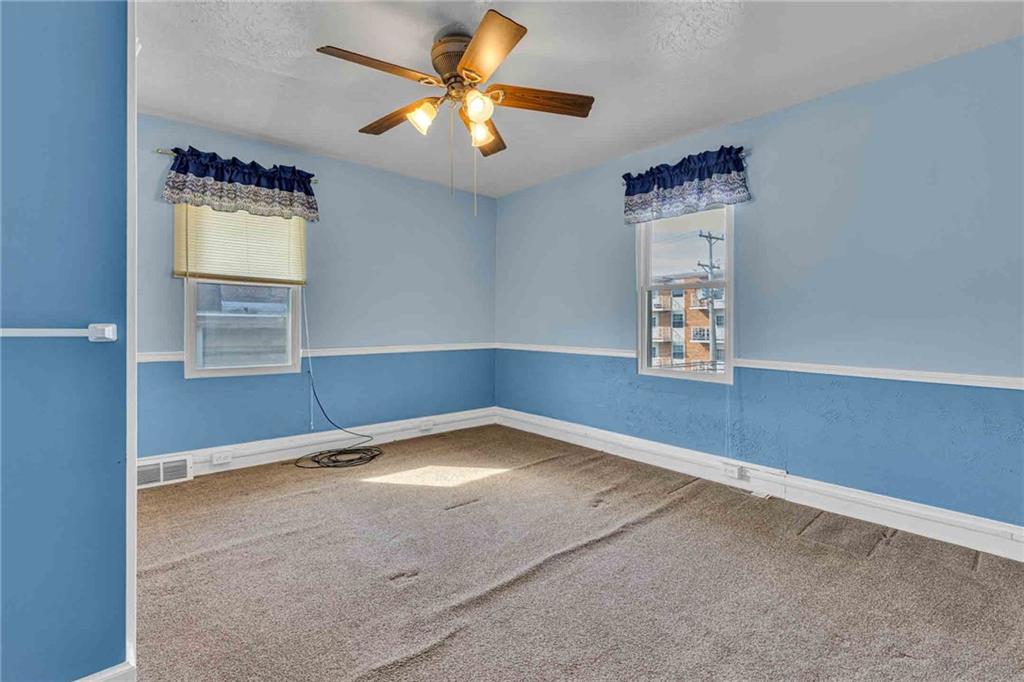 253 Jefferson Street Rochester, PA 15074 - Photo 27 of 36