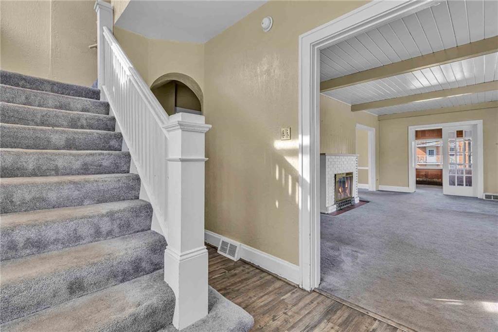 253 Jefferson Street Rochester, PA 15074 - Photo 7 of 36
