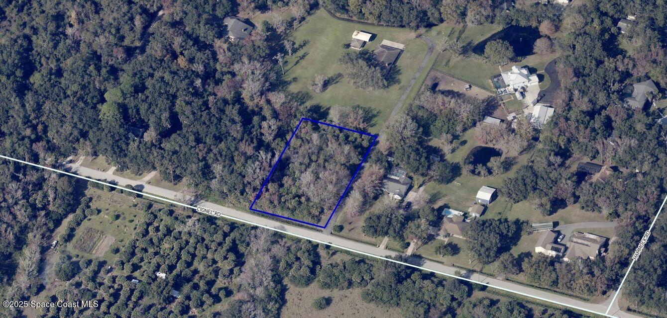 3358 Lionel Road Mims, FL 32754 - Photo 4 of 6 a city view