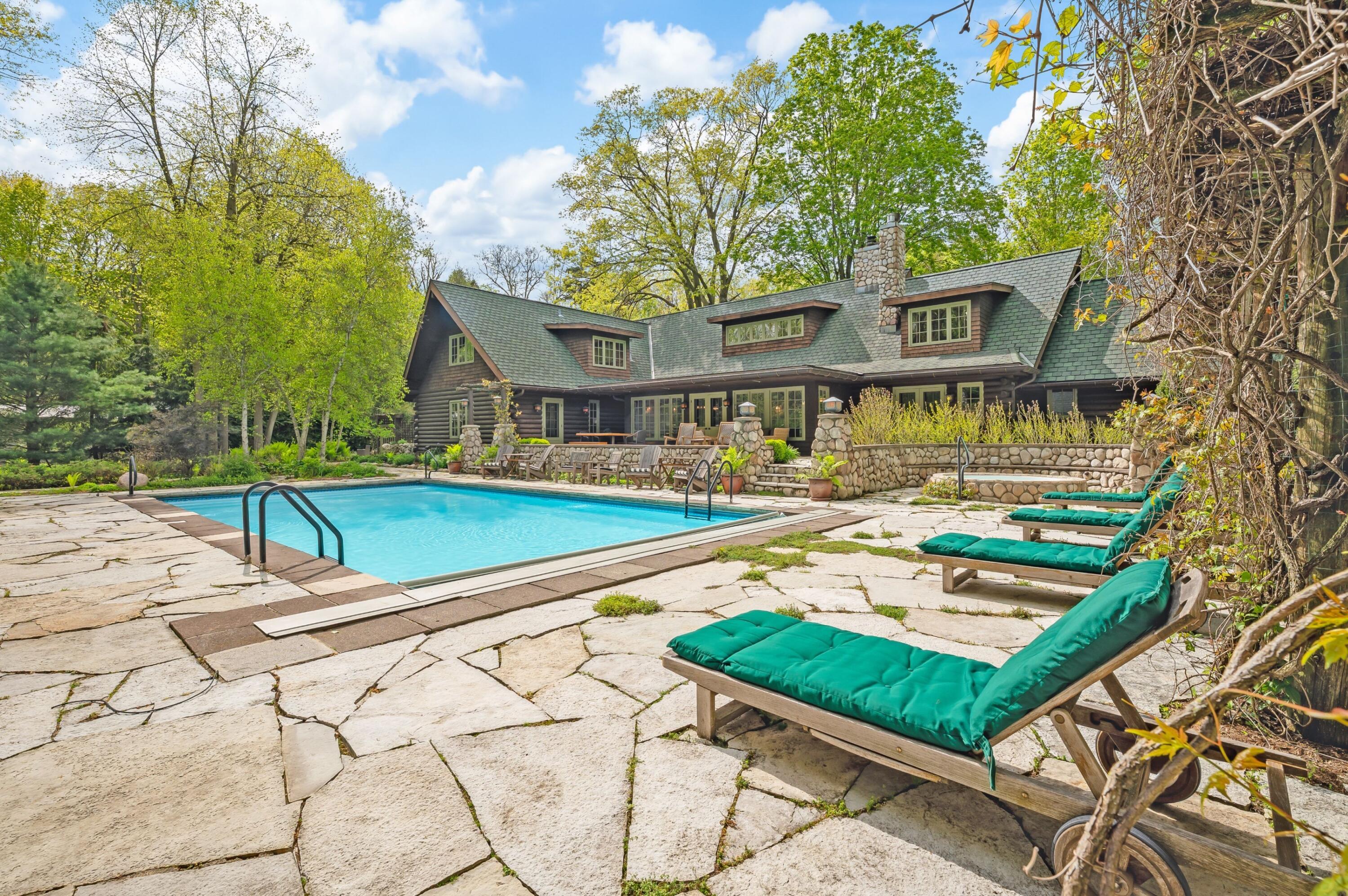 14657 Lakeshore Road Lakeside, MI 49116 - Photo 62 of 71 Pool