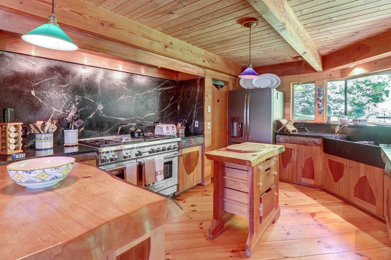 190 Upper Pines Road Warren, VT 05674 - Photo 13 of 55