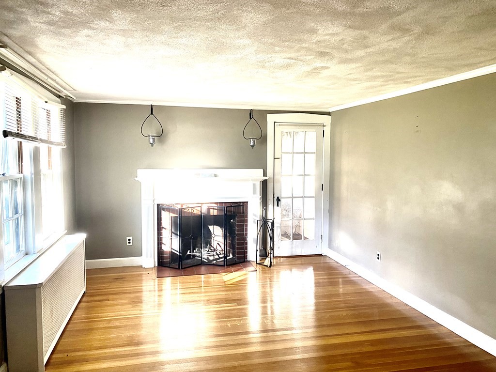 61 Prentice Street Waltham, MA 02451 - Photo 8 of 10 Gallery Image 8