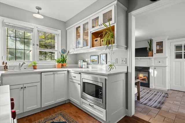 $569,900 | 9515 Ridge Boulevard, Wauwatosa, WI 53226