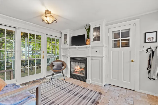 $569,900 | 9515 Ridge Boulevard, Wauwatosa, WI 53226