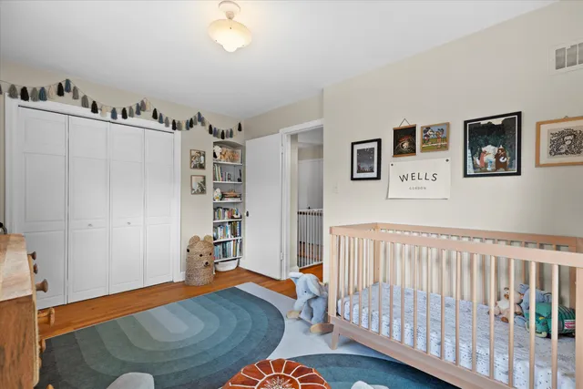 $569,900 | 9515 Ridge Boulevard, Wauwatosa, WI 53226