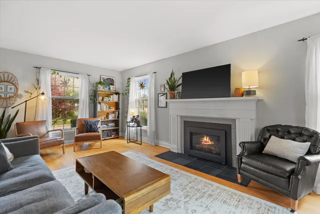 $569,900 | 9515 Ridge Boulevard, Wauwatosa, WI 53226