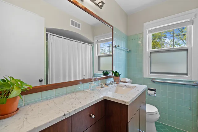 $569,900 | 9515 Ridge Boulevard, Wauwatosa, WI 53226