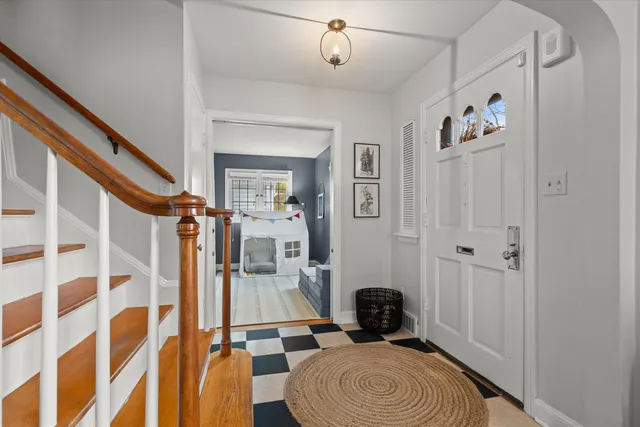 $569,900 | 9515 Ridge Boulevard, Wauwatosa, WI 53226