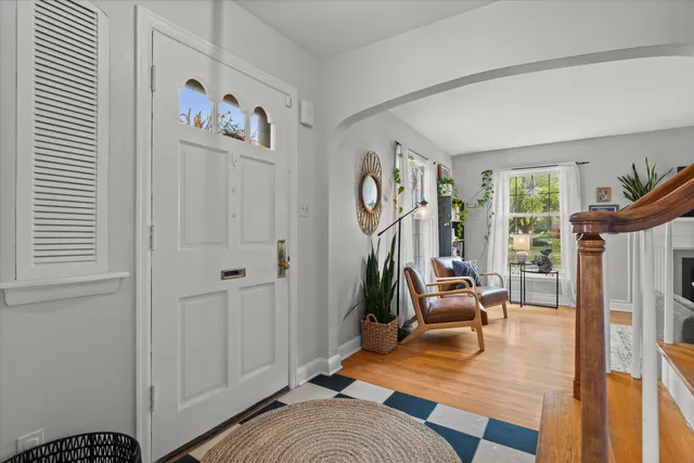 $569,900 | 9515 Ridge Boulevard, Wauwatosa, WI 53226