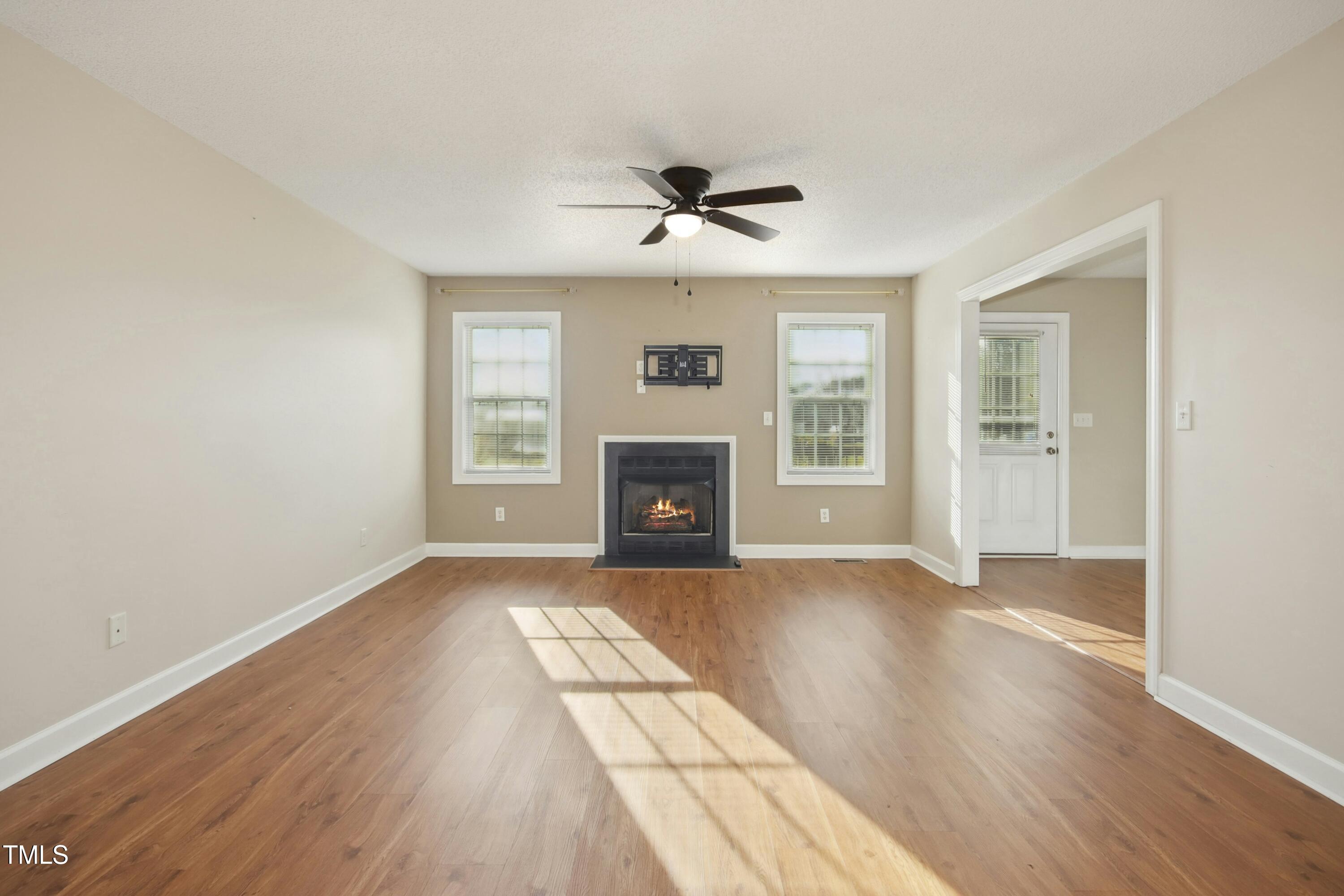 7093 Wheatfield Road Spring Hope, NC 27882 - Photo 4 of 29 Large living room