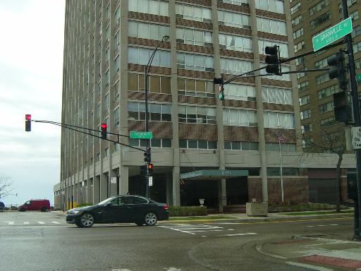6171 North Sheridan Road, Unit 1912 Chicago, IL 60660 - Photo 1 of 1