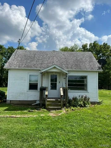 $75,000 | 327 Walnut Street, Carrollton, IL 62016