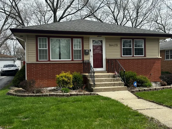 $265,000 | 18425 Oak Avenue, Lansing, IL 60438