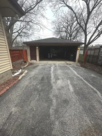 $265,000 | 18425 Oak Avenue, Lansing, IL 60438