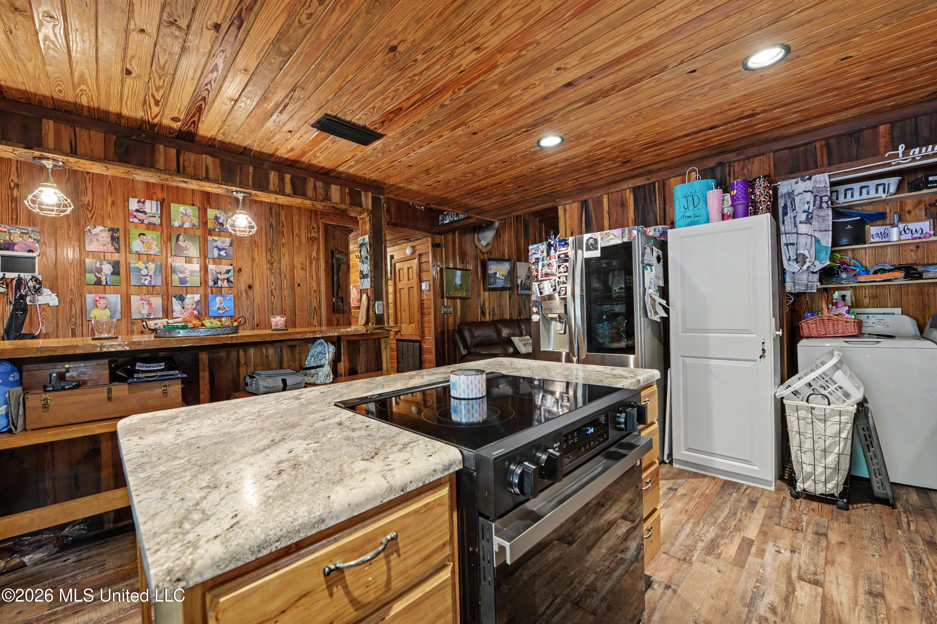 182 Rolling Woods Road Lucedale, MS 39452 - Photo 4 of 31 IMG_0636