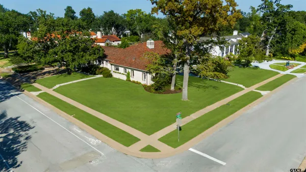 $1,475,000 | 407 West 6th Street, Tyler, TX 75701