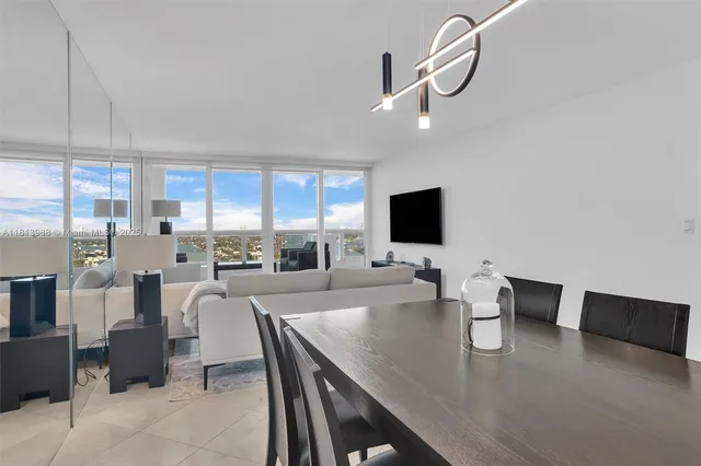 $6,000 | 1717 North Bayshore Drive, Unit A3332, Miami, FL 33132