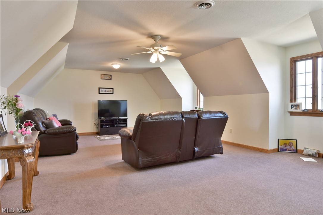 595 Johnson Plank Road Warren, OH 44481 - Photo 24 of 35 Gallery Image 24