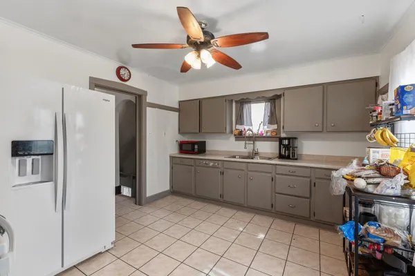 $257,500 | 1345 Annie Court, Sheboygan, WI 53083