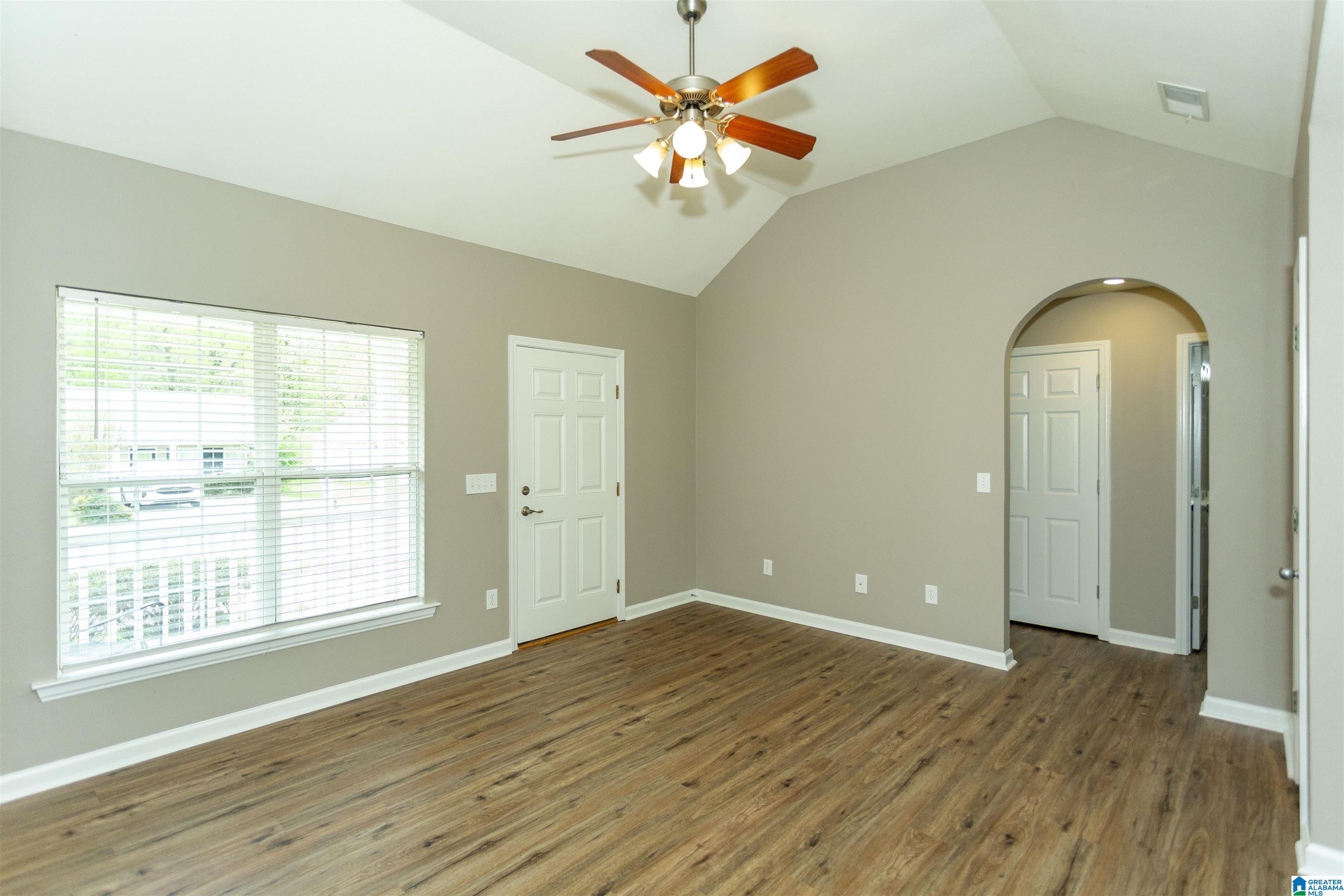 181 Reese Drive Alabaster, AL 35007 - Photo 8 of 34