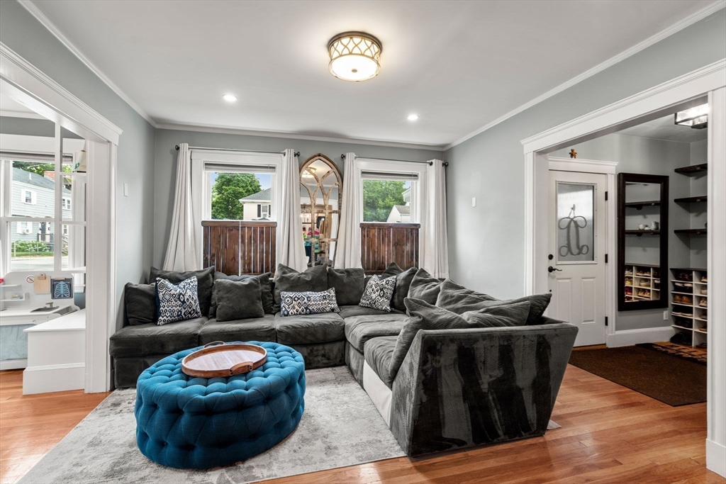 1504 Centre Street, Unit 1 Boston, MA 02131 - Photo 4 of 31