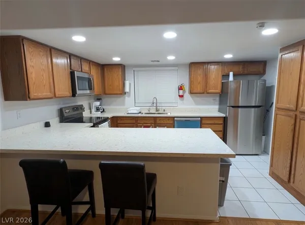 $2,300 | 500 Hidden Court, Las Vegas, NV 89145